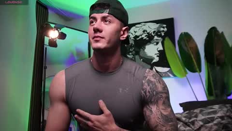 Thomas Falcon online show from February 7, 2026, 12:14 am