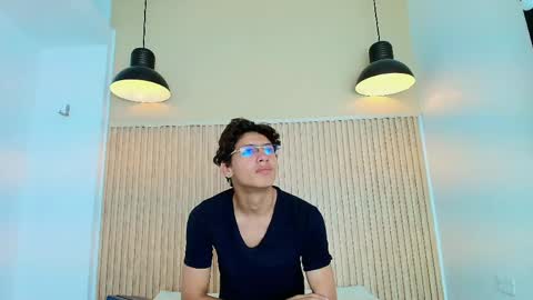 thomas online show from April 22, 2026, 9:27 pm