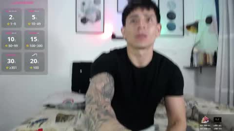 Snapshot of thomas_hot369 chatting on April 9, 2026, 2:33 am thomas_hot369 online show from April 9, 2026, 2:33 am
