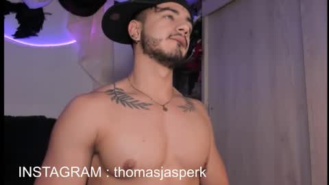 Snapshot of thomas_k7 chatting on February 12, 2026, 9:54 pm Thomas online show from February 12, 2026, 9:54 pm