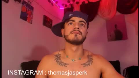 Snapshot of thomas_k7 chatting on March 3, 2026, 12:06 am Thomas online show from March 3, 2026, 12:06 am