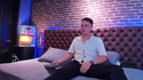 Snapshot of thomas_may4rs chatting on February 15, 2025, 4:03 am ---Thomas--- online show from February 15, 2025, 4:03 am