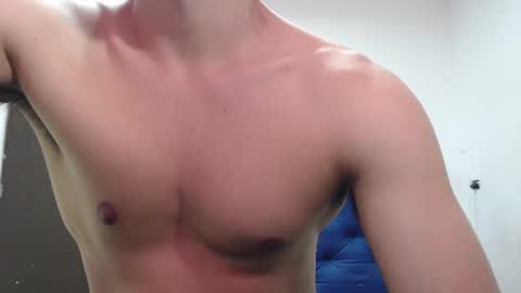 Snapshot of thomas_neuman chatting on December 23, 2024, 8:14 pm Thomas online show from December 23, 2024, 8:14 pm