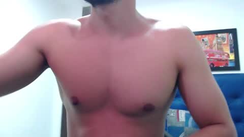 Snapshot of thomas_neuman chatting on February 12, 2025, 8:40 pm Thomas online show from February 12, 2025, 8:40 pm