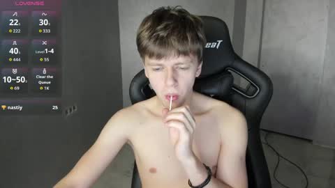 Snapshot of thomas_shelbivip chatting on June 2, 2026, 6:21 pm Tomas online show from June 2, 2026, 6:21 pm
