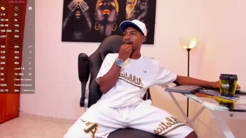 Snapshot of thomas_shelbys chatting on December 3, 2024, 3:30 am Thomas online show from December 3, 2024, 3:30 am