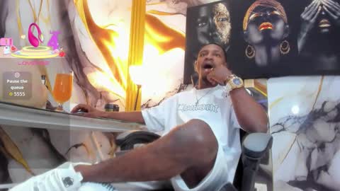 Snapshot of thomas_shelbys chatting on October 10, 2025, 3:38 am Thomas online show from October 10, 2025, 3:38 am