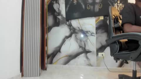 Snapshot of thomas_shelbys chatting on November 9, 2025, 3:38 am Thomas online show from November 9, 2025, 3:38 am