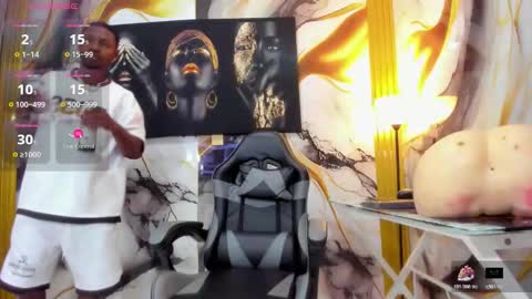 Snapshot of thomas_shelbys chatting on December 14, 2025, 3:56 am Thomas online show from December 14, 2025, 3:56 am