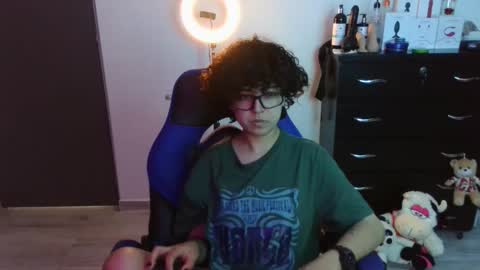 Snapshot of thomascooper_cams chatting on October 23, 2025, 7:34 pm VALERIA online show from October 23, 2025, 7:34 pm