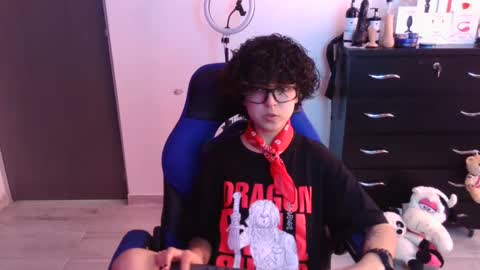 Snapshot of thomascooper_cams chatting on October 31, 2025, 7:26 pm VALERIA online show from October 31, 2025, 7:26 pm