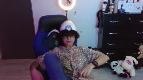 Snapshot of thomascooper_cams chatting on November 8, 2025, 6:40 pm VALERIA online show from November 8, 2025, 6:40 pm