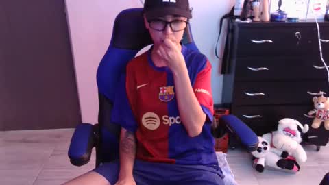 Snapshot of thomascooper_cams chatting on November 25, 2025, 5:57 pm VALERIA online show from November 25, 2025, 5:57 pm