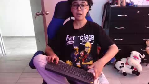 Snapshot of thomascooper_cams chatting on December 4, 2025, 6:49 pm VALERIA online show from December 4, 2025, 6:49 pm