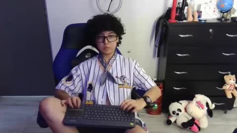 Snapshot of thomascooper_cams chatting on April 18, 2026, 6:34 pm VALERIA online show from April 18, 2026, 6:34 pm