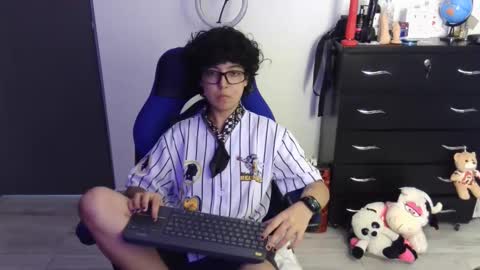 Snapshot of thomascooper_cams chatting on April 18, 2026, 7:58 pm VALERIA online show from April 18, 2026, 7:58 pm