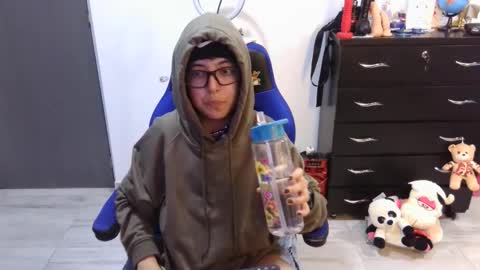 Snapshot of thomascooper_cams chatting on April 28, 2026, 8:58 pm VALERIA online show from April 28, 2026, 8:58 pm