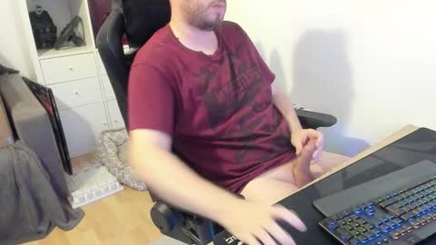 Snapshot of thommy2008 chatting on October 12, 2025, 6:51 pm thommy2008 online show from October 12, 2025, 6:51 pm