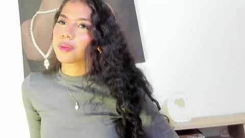 Snapshot of thommypleasure chatting on October 11, 2025, 2:11 am Tom And thaly online show from October 11, 2025, 2:11 am