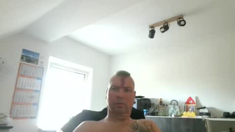 thomsen1478 online show from July 16, 2026, 12:55 pm