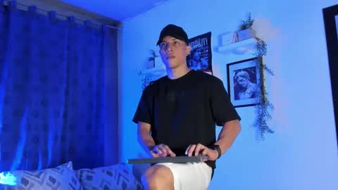 Thoms Every online show from November 26, 2025, 12:00 am