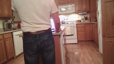 Snapshot of thongguy2021 chatting on January 30, 2025, 11:24 pm thongguy 2021 online show from January 30, 2025, 11:24 pm