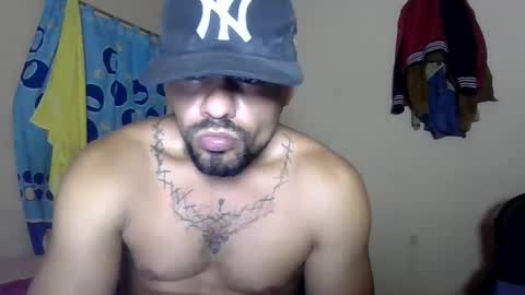 Snapshot of thonybeiio chatting on September 16, 2025, 1:39 am thonybeiio online show from September 16, 2025, 1:39 am