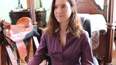 Snapshot of thornbury_rose chatting on February 19, 2025, 7:16 pm ThornburyRose online show from February 19, 2025, 7:16 pm