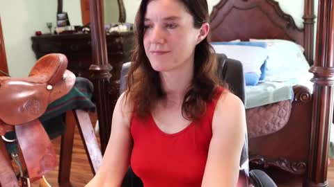 Snapshot of thornbury_rose chatting on March 2, 2025, 9:22 pm ThornburyRose online show from March 2, 2025, 9:22 pm