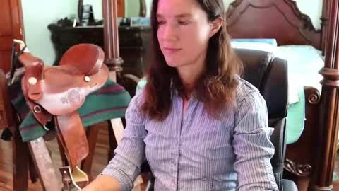 Snapshot of thornbury_rose chatting on December 1, 2025, 7:30 pm ThornburyRose online show from December 1, 2025, 7:30 pm