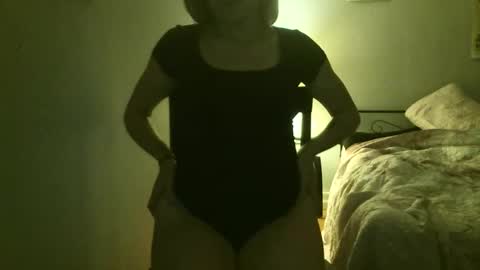 throatbabi34 online show from October 22, 2025, 1:22 pm