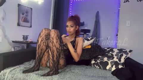 ThroatTaker4l  online show from May 13, 2026, 3:26 am
