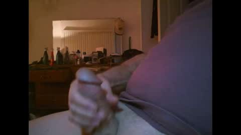 throbbing1 online show from September 25, 2025, 7:34 am