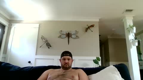 Make me explode please... online show from April 24, 2026, 5:04 pm