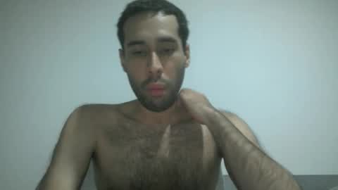 Snapshot of throwawayyourgun chatting on December 2, 2024, 9:39 pm Luka online show from December 2, 2024, 9:39 pm