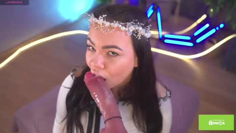 Brittney online show from November 21, 2025, 8:24 am