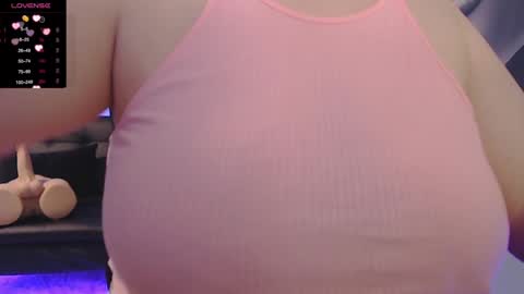 Snapshot of tiabellaxxx chatting on February 4, 2025, 4:50 pm Tia Bella online show from February 4, 2025, 4:50 pm