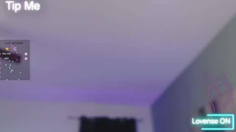 Snapshot of tiabellaxxx chatting on September 24, 2025, 12:36 am Tia Bella online show from September 24, 2025, 12:36 am