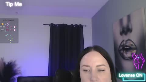 Snapshot of tiabellaxxx chatting on September 26, 2025, 12:03 am Tia Bella online show from September 26, 2025, 12:03 am