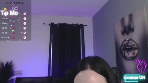 Snapshot of tiabellaxxx chatting on October 6, 2025, 10:51 pm Tia Bella online show from October 6, 2025, 10:51 pm