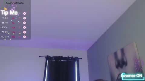 Snapshot of tiabellaxxx chatting on November 16, 2025, 8:14 pm Tia Bella online show from November 16, 2025, 8:14 pm