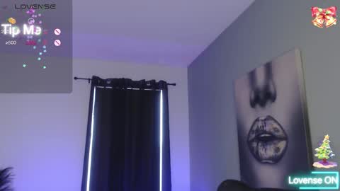 Snapshot of tiabellaxxx chatting on December 14, 2025, 8:13 pm Tia Bella online show from December 14, 2025, 8:13 pm