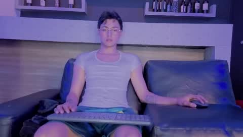 Snapshot of tian_sex chatting on May 18, 2026, 4:07 am online show from May 18, 2026, 4:07 am