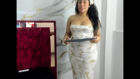 tiana_hots online show from May 5, 2026, 11:24 pm