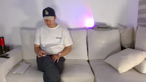 tiana naveen online show from November 11, 2025, 3:39 am