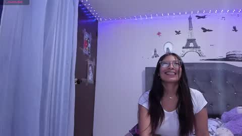 tiana_violet online show from April 21, 2026, 1:53 am