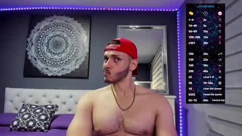 Tian Zilac online show from October 5, 2025, 3:38 am