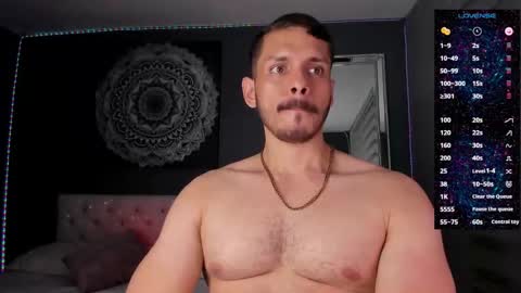 Tian Zilac online show from November 17, 2025, 9:09 pm