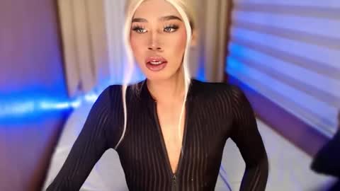 Sam online show from October 2, 2025, 8:10 am