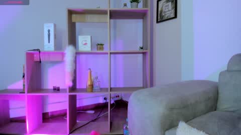 Tiarha online show from January 15, 2025, 7:37 am